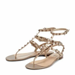 Valentino Garavani VLogo Leather Thong Sandals -Valentino Garavani Sales unnamed file 1039