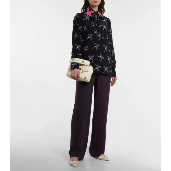 Valentino Garavani VLogo Leather Slingback Pumps 3 Valentino Garavani VLogo Leather Slingback Pumps