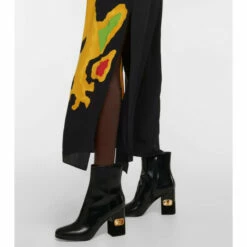 Valentino Garavani VLogo Leather Ankle Boots -Valentino Garavani Sales unnamed file 1109