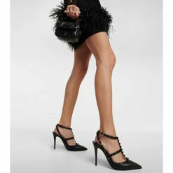 Valentino Garavani Rockstud Leather Pumps -Valentino Garavani Sales unnamed file 1182