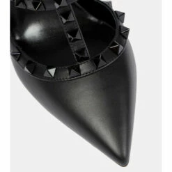 Valentino Garavani Rockstud Leather Pumps -Valentino Garavani Sales unnamed file 1184