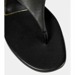 Valentino Garavani VLogo Chain Leather Thong Sandals 11 Valentino Garavani VLogo Chain Leather Thong Sandals -Valentino Garavani Sales unnamed file 1194