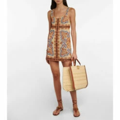 Valentino Garavani VLogo Signature Raffia-effect Tote Bag -Valentino Garavani Sales unnamed file 1203