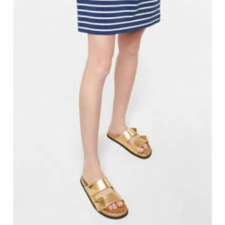 Valentino Garavani One Stud Metallic Leather Sandals -Valentino Garavani Sales unnamed file 1211