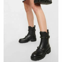 Valentino Garavani Roman Stud Leather Ankle Boots -Valentino Garavani Sales unnamed file 1369