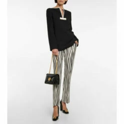 Valentino Garavani One Stud Leather Shoulder Bag -Valentino Garavani Sales unnamed file 1375