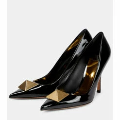Valentino Garavani One Stud Patent Leather Pumps -Valentino Garavani Sales unnamed file 1387