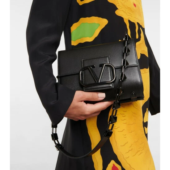 Valentino Garavani Stud Sign Leather Shoulder Bag 3 Valentino Garavani Stud Sign Leather Shoulder Bag