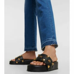 Valentino Garavani Roman Stud Leather Platform Sandals 9 Valentino Garavani Roman Stud Leather Platform Sandals -Valentino Garavani Sales unnamed file 1575