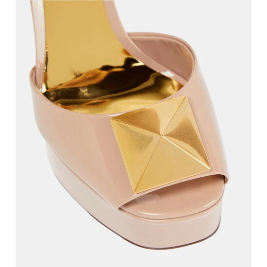 Valentino Garavani One Stud Patent Leather Platform Sandals 7 Valentino Garavani One Stud Patent Leather Platform Sandals - Image 5
