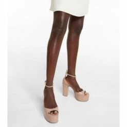 Valentino Garavani Tan-go 155 Leather Platform Sandals -Valentino Garavani Sales unnamed file 1618