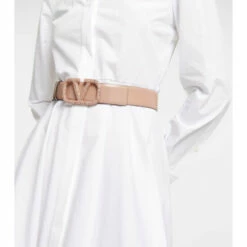 Valentino Garavani VLogo Signature Reversible Leather Belt