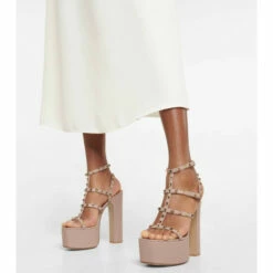 Valentino Garavani Rockstud Leather Platform Sandals -Valentino Garavani Sales unnamed file 1704