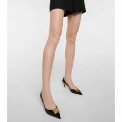 Valentino Garavani One Stud Patent Leather Pumps -Valentino Garavani Sales unnamed file 1730