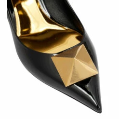 Valentino Garavani One Stud Patent Leather Pumps -Valentino Garavani Sales unnamed file 1732