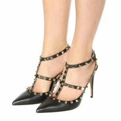 Valentino Garavani Rockstud Leather Pumps -Valentino Garavani Sales unnamed file 1782