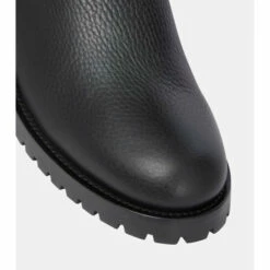 Valentino Garavani Rockstud Leather Chelsea Boots -Valentino Garavani Sales unnamed file 1810