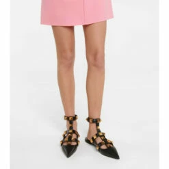 Valentino Garavani Roman Stud Leather Slippers -Valentino Garavani Sales unnamed file 1986