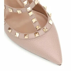 Valentino Garavani Rockstud Pumps -Valentino Garavani Sales unnamed file 1993