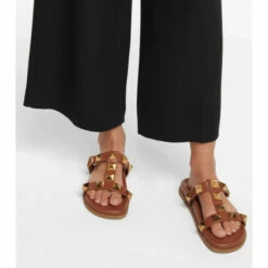 Valentino Garavani Roman Stud Leather Slides -Valentino Garavani Sales unnamed file 2045