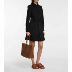 Valentino Garavani Rockstud Medium Leather Tote -Valentino Garavani Sales unnamed file 2213