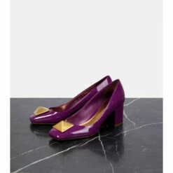 Valentino Garavani One Stud Patent Leather Pumps -Valentino Garavani Sales unnamed file 229