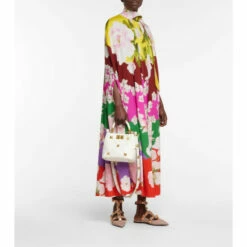 Valentino Garavani Roman Stud Small Leather Tote -Valentino Garavani Sales unnamed file 2328