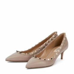 Valentino Garavani Rockstud Leather Pumps 10 Valentino Garavani Rockstud Leather Pumps -Valentino Garavani Sales unnamed file 2386