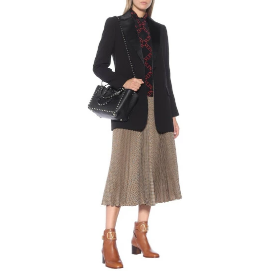 Valentino Garavani Rockstud Small Leather Tote 6 Valentino Garavani Rockstud Small Leather Tote - Image 4