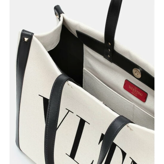 Valentino Garavani Grande Plage Medium VLTN Canvas Tote 4 Valentino Garavani Grande Plage Medium VLTN Canvas Tote - Image 2