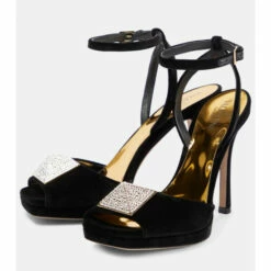 Valentino Garavani One Stud Velvet Sandals 10 Valentino Garavani One Stud Velvet Sandals -Valentino Garavani Sales unnamed file 2508