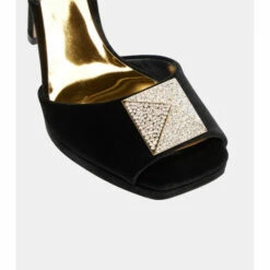 Valentino Garavani One Stud Velvet Sandals 11 Valentino Garavani One Stud Velvet Sandals -Valentino Garavani Sales unnamed file 2509