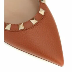 Valentino Garavani Rockstud Leather Ballet Flats -Valentino Garavani Sales unnamed file 2544