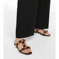 Valentino Garavani Roman Stud Leather Slides -Valentino Garavani Sales unnamed file 2591