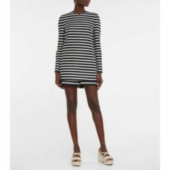 Valentino Garavani Rockstud Torchon Wedge Espadrille Sandals