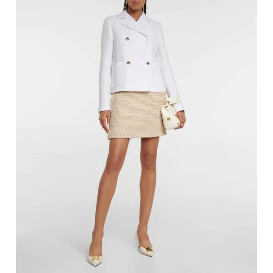 Valentino Garavani One Stud Patent Leather Pumps 3 Valentino Garavani One Stud Patent Leather Pumps