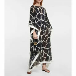 Valentino Garavani VLogo Small Sequined Canvas Tote Bag -Valentino Garavani Sales unnamed file 2794