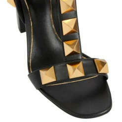 Valentino Garavani Roman Stud 90 Leather Sandals -Valentino Garavani Sales unnamed file 2813