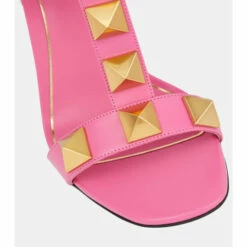 Valentino Garavani Roman Stud 100 Leather Sandals -Valentino Garavani Sales unnamed file 2848