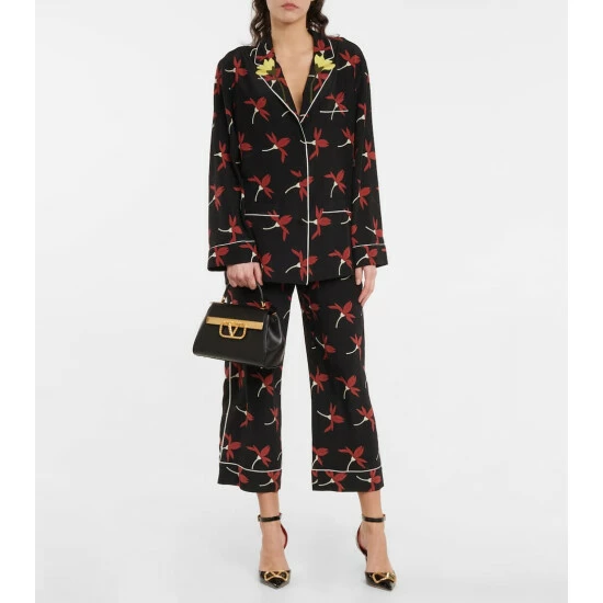 Valentino Garavani VLogo 85 Patent Leather Pumps 3 Valentino Garavani VLogo 85 Patent Leather Pumps