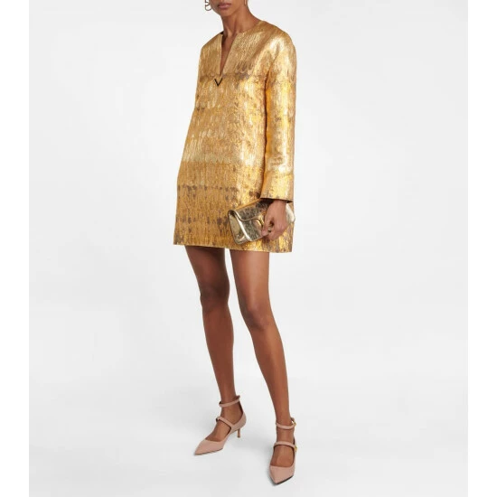 Valentino Garavani Tiptoe Patent Leather Pumps 3 Valentino Garavani Tiptoe Patent Leather Pumps