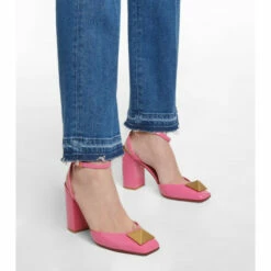 Valentino Garavani One Stud 90 Patent Leather Pumps -Valentino Garavani Sales unnamed file 2909