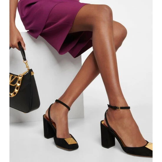 Valentino Garavani One Stud Suede Pumps 5 Valentino Garavani One Stud Suede Pumps - Image 3