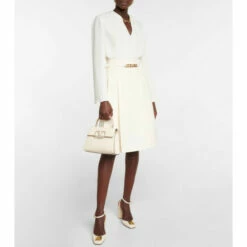 Valentino Garavani VSling Embellished Leather Tote Bag 9 Valentino Garavani VSling Embellished Leather Tote Bag -Valentino Garavani Sales unnamed file 2988