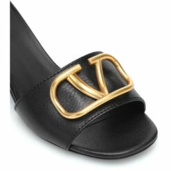 Valentino Garavani VLOGO Leather Sandals -Valentino Garavani Sales unnamed file 2993