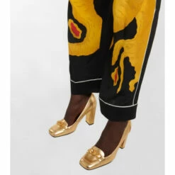 Valentino Garavani VLogo Chain Metallic Leather Pumps -Valentino Garavani Sales unnamed file 3050