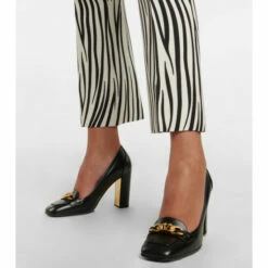 Valentino Garavani VLogo Chain Leather Loafer Pumps -Valentino Garavani Sales unnamed file 3065