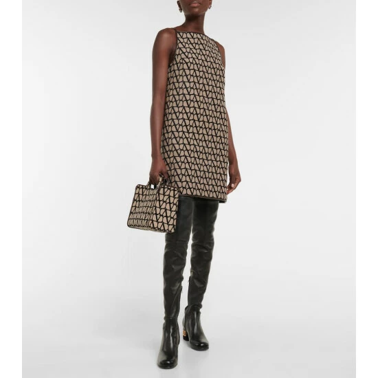 Valentino Garavani La Troisième Toile Iconographe Tote Bag 6 Valentino Garavani La Troisième Toile Iconographe Tote Bag - Image 4