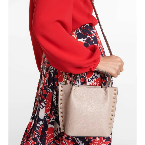 Valentino Garavani Rockstud Small Leather Tote Bag 3 Valentino Garavani Rockstud Small Leather Tote Bag