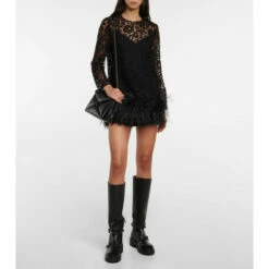 Valentino Garavani One Stud Medium Leather Shoulder Bag -Valentino Garavani Sales unnamed file 3260